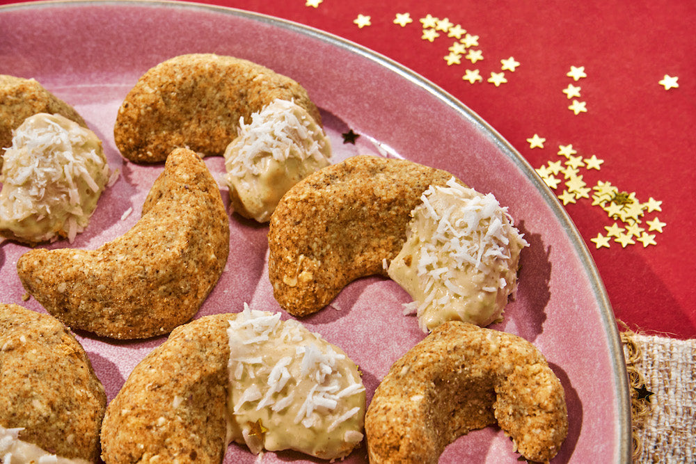 Himmlische vegane Vanillekipferl mit Kokos-Ganache – Wholey Organics Himmlische vegane Vanillekipferl mit Kokos-Ganache – Wholey Organics